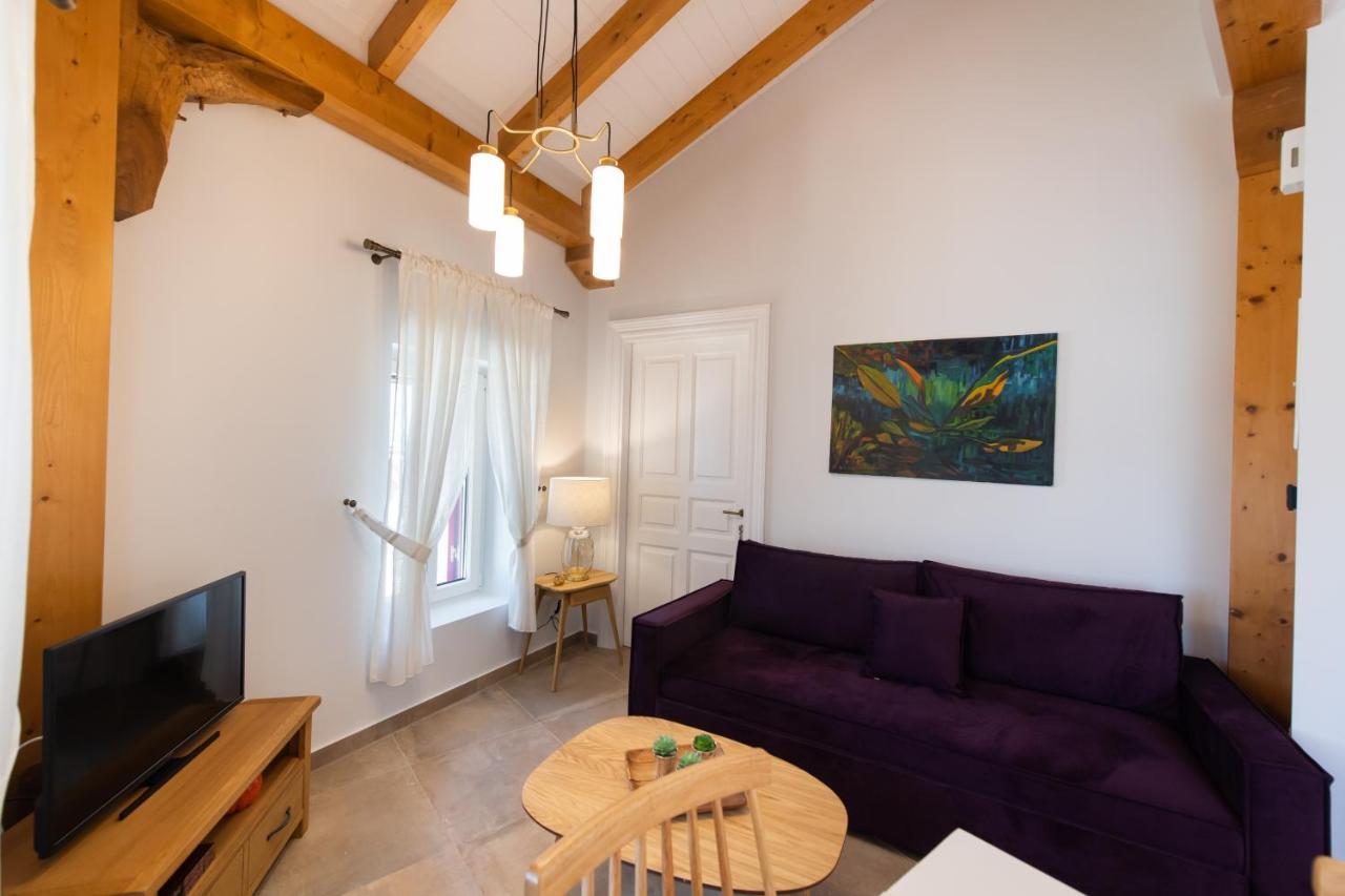 Avali Design Suites Lefkada City Екстер'єр фото