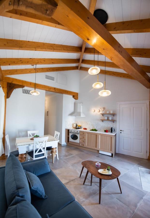 Avali Design Suites Lefkada City Екстер'єр фото